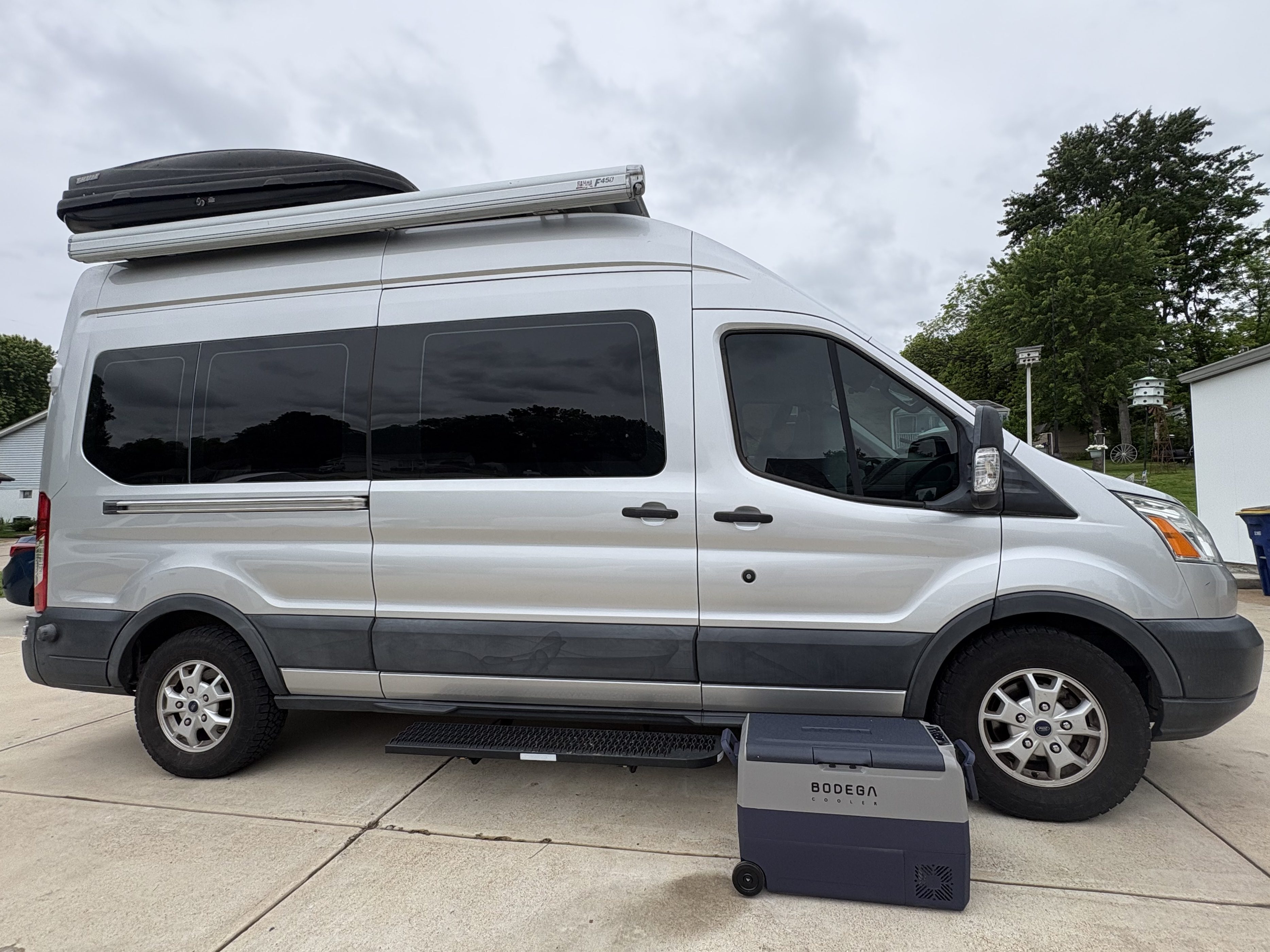 Testing the Bodega Dual Zone Electric Cooler for Van Life